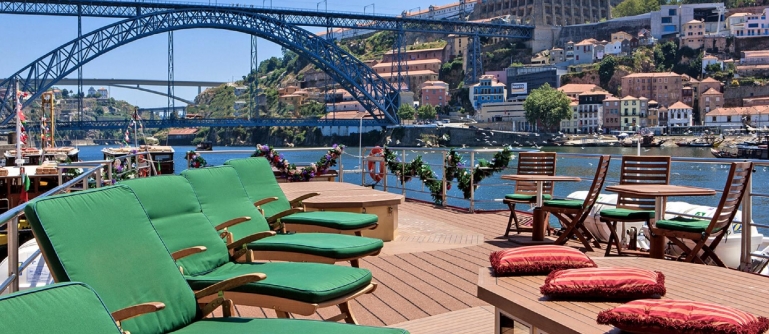 Cruzeiro Douro Chartwell em Navio Hotel